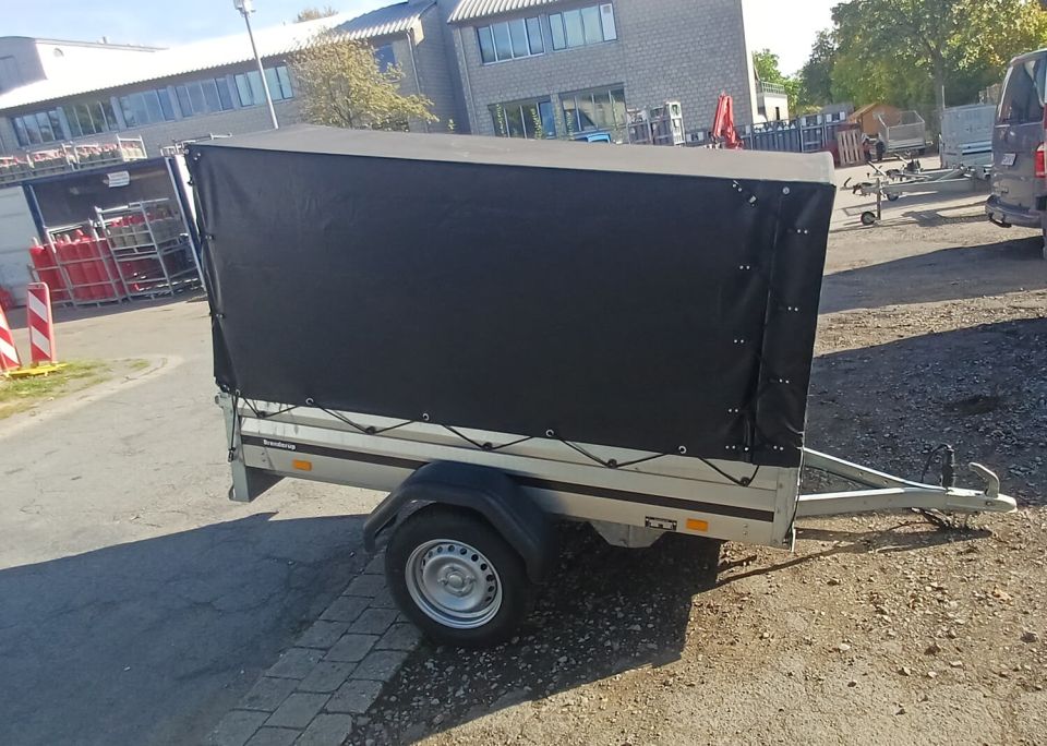 Planenanhaenger mieten Hildesheim